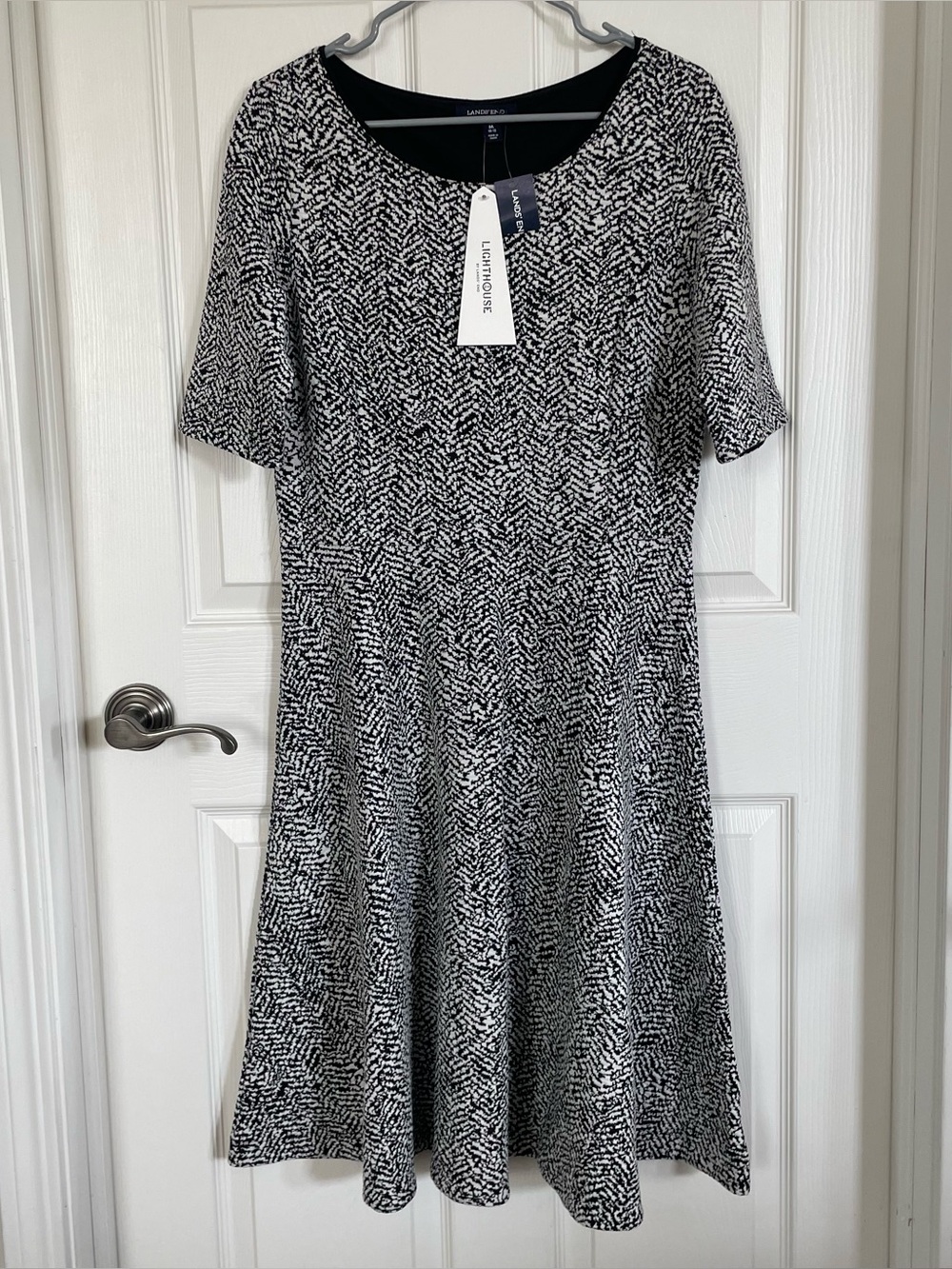 NWT Lands End Black and White Abstract Full Length Dress size M